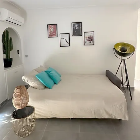 Croisette - Plages - Palais - Bord De - Moderne Et Lumineux Avec Balcon * Cannes
